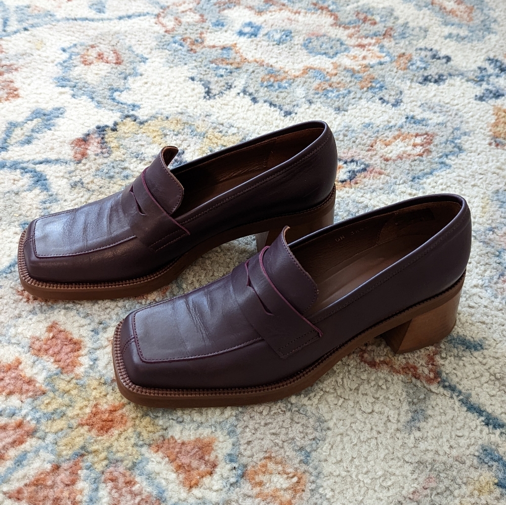 Alohas Roxanne burgundy loafer block heel size 41